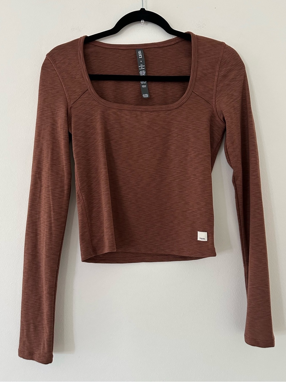 Vuori long sleeve sunrise square neck Color: Hazelnut
